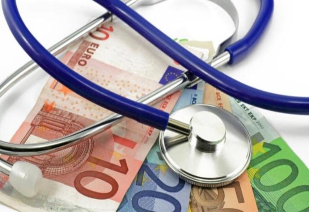 Ministrul Fondurilor Europene, Marcel Boloş, a semnat primele contracte pentru finanţarea din fonduri europene a cheltuielilor spitalelor COVID-19