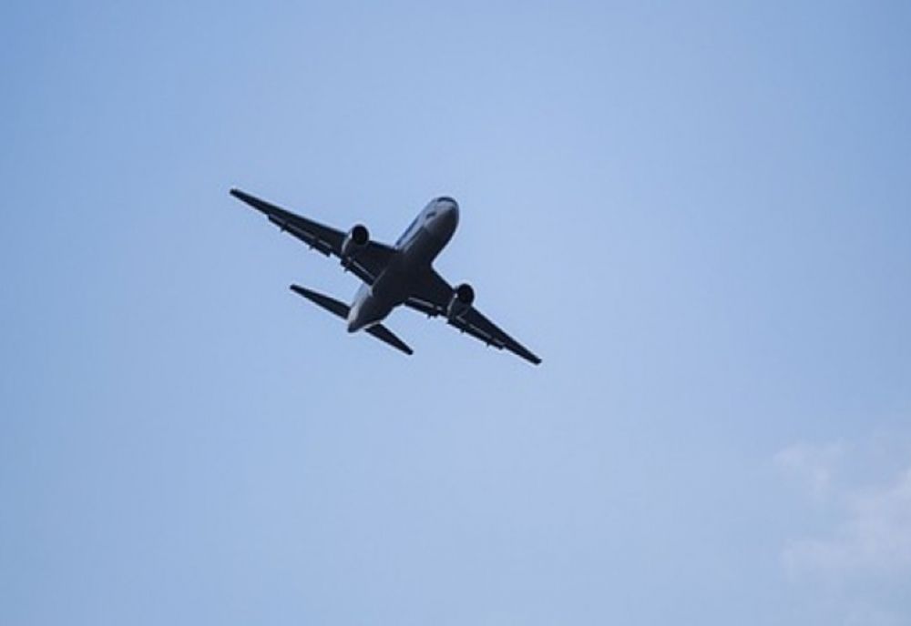 Israelul interzice traficul aerian internaţional de pasageri