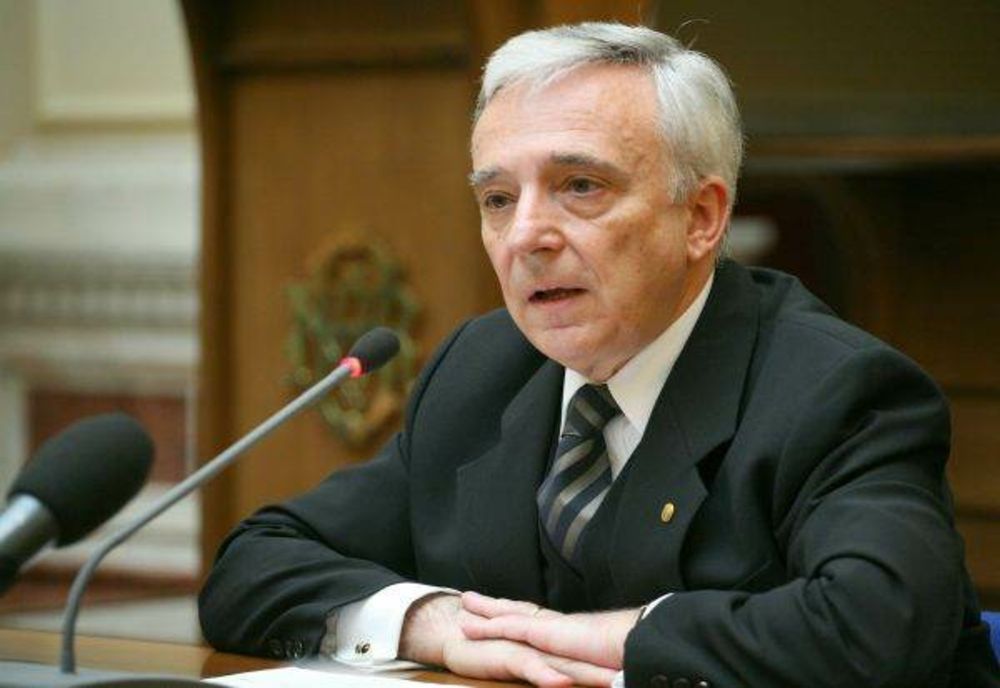 MUGUR ISĂRESCU: „PREȚURILE LA ENERGIE NU VOR EXPLODA, NU EXISTĂ UN ASEMENEA SCENARIU”