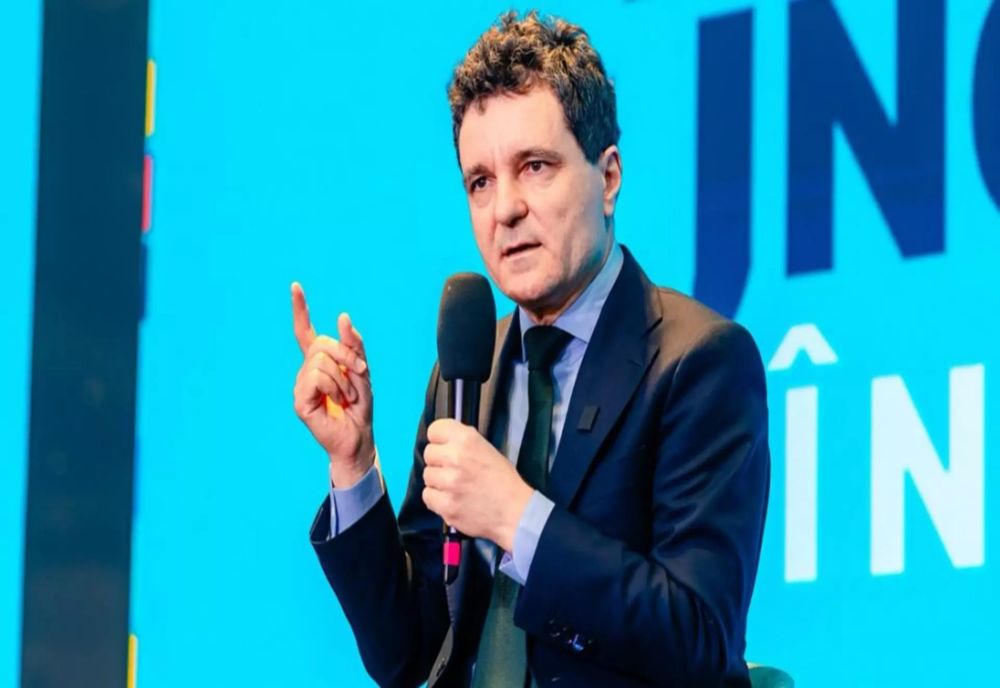 NICUȘOR DAN REFUZĂ DEZBATEREA