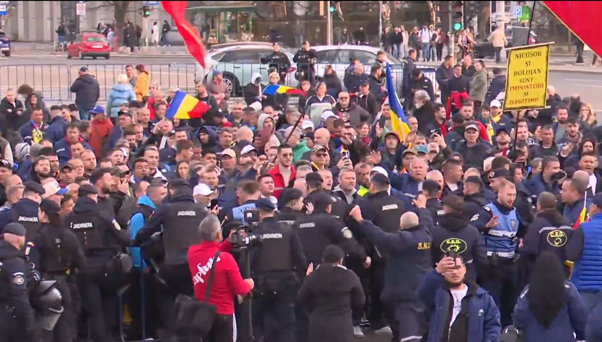 Spiritele s-au incins după ce premierul Bolojan a respins propunerile sindicatelor