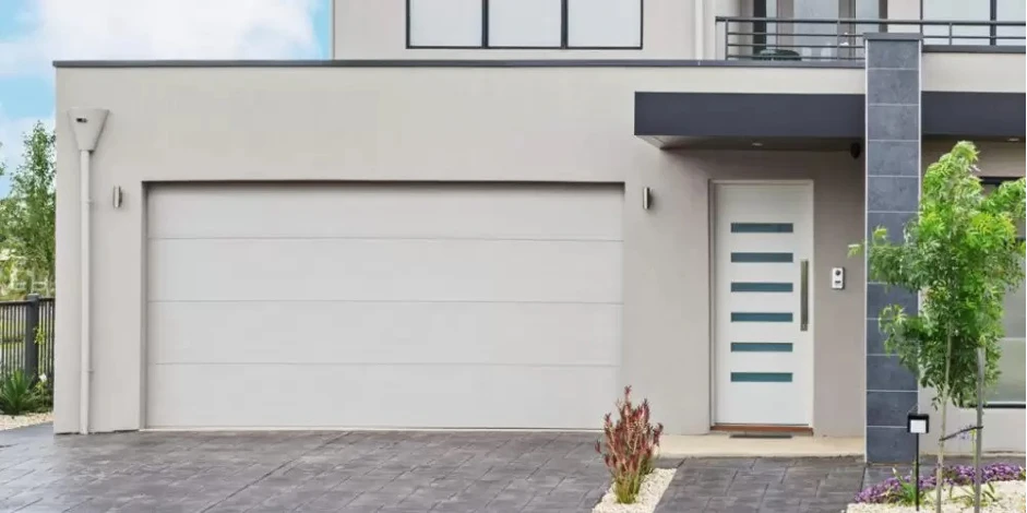 Ușă garaj