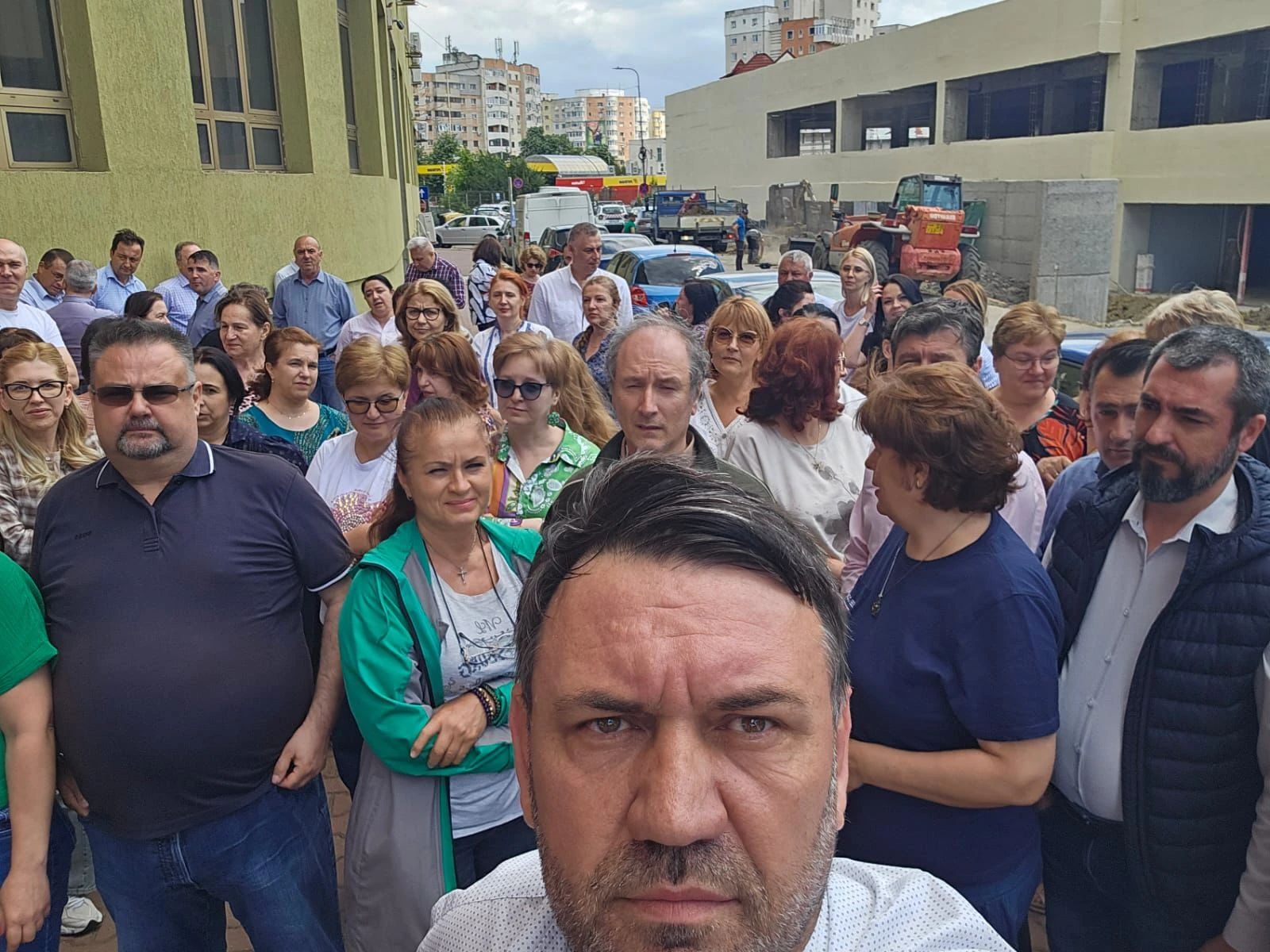 Protest la Direcția Finanțelor Publice Buzău