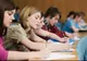 Studenții vor 2.000-3.000 de lei pe lună încă de la primul lor job