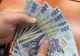 Bugetarii bagă țara în FALIMENT! Angajații din instituții au dat statul în judecată și cer miliarde de lei restanțe din salarii