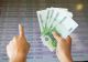 Euro s-ar putea prăbuși din cauza războiului din Iran. Economiștii avertizează că o escaladare a conflictului ar putea aduce recesiunea în Europa