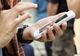 Comisia Europeană anunţă ieftinirea din 15 mai a apelurilor şi SMS-urilor în interiorul UE