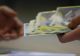 Crește numărul românilor cu depozite în bănci care vor plăti și CAS pe câștigul din dobândă
