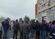 Protest la rafinăria Petromidia. Zeci de angajați își strigă nemulțumirile